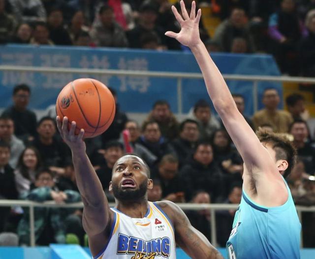 必发体育-CBA｜克服伤病困扰 北汽男篮客场1分险胜山西队