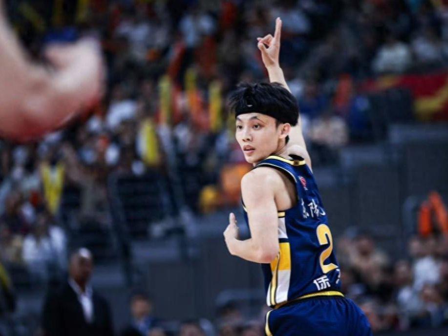 必发-广东惜败之夜还需理性看待！徐杰低迷另有他因，麦考尔验货成功！